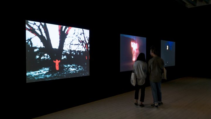 Utställning Ana Mendieta, Omsluten av tid och historia. Bildmuseet, Umeå